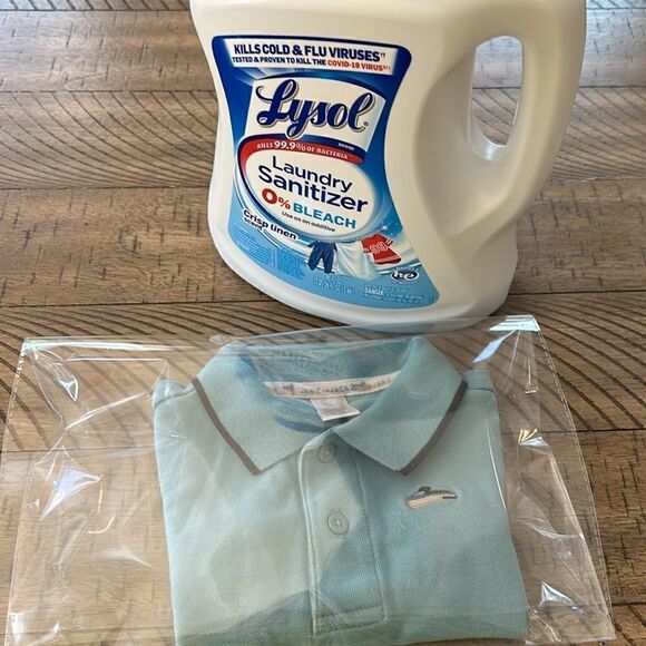 Blue Whale 🐳 💯 cotton shirt 👕 for your wee one ☝️ 2 buttons easy on off. - Picture 13 of 17